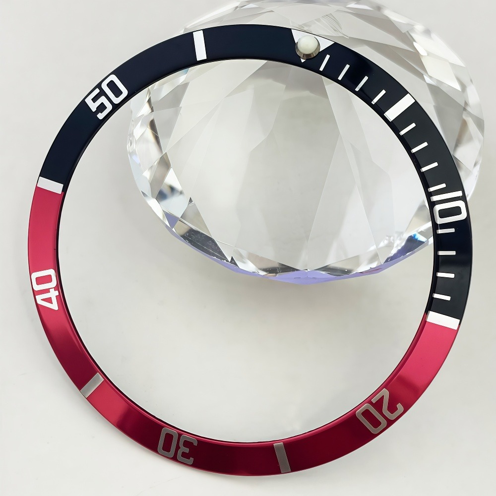 Retro 36.5mm Bezel Aluminium L - Reel Case recension och pris